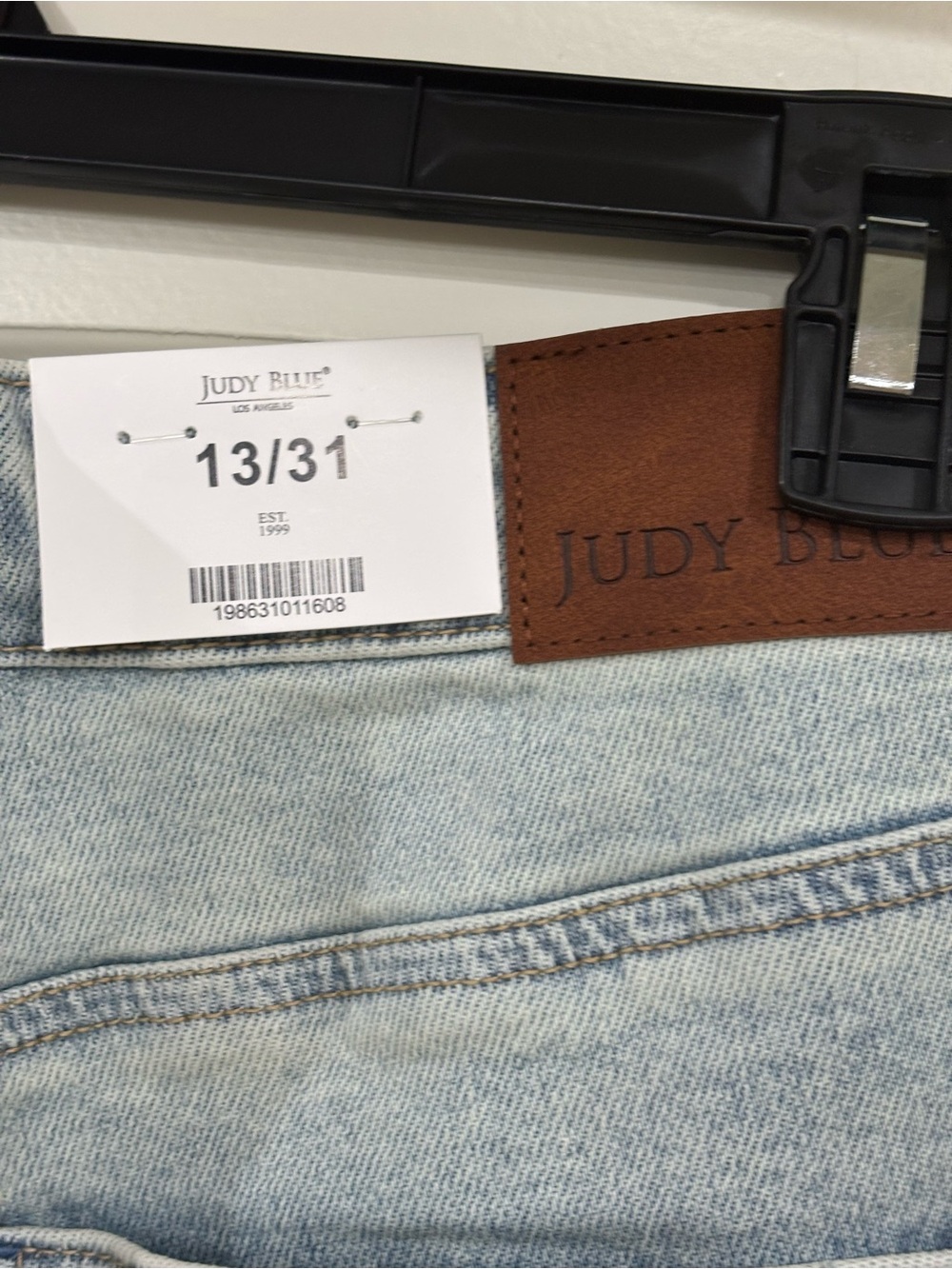 Judy Blue Light Wash Wide Leg Jeans - Picture 6 of 7